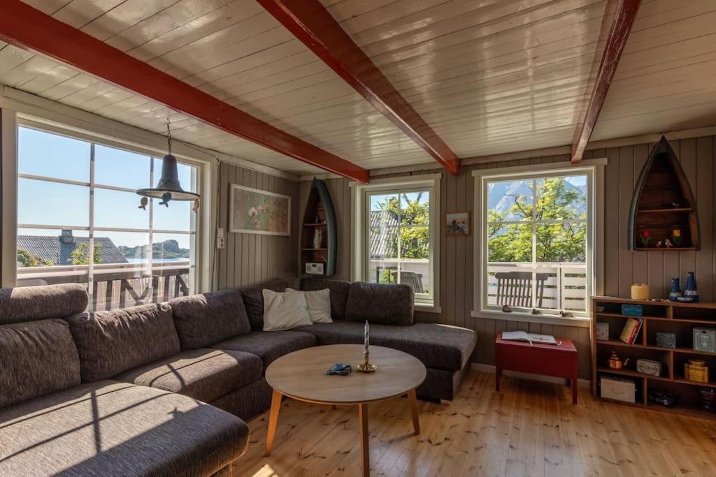 Sharming Cabin In Sund Sund  Bagian luar foto