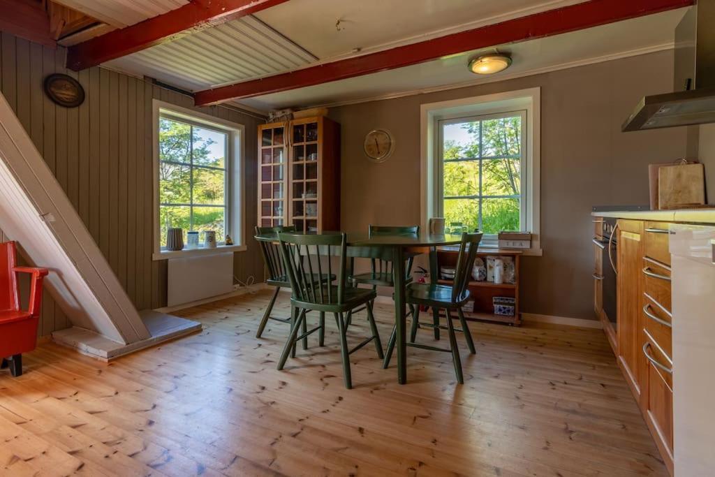 Sharming Cabin In Sund Sund  Bagian luar foto