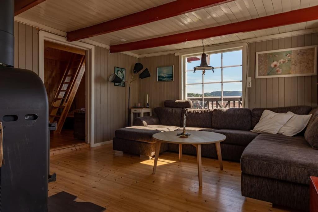 Sharming Cabin In Sund Sund  Bagian luar foto